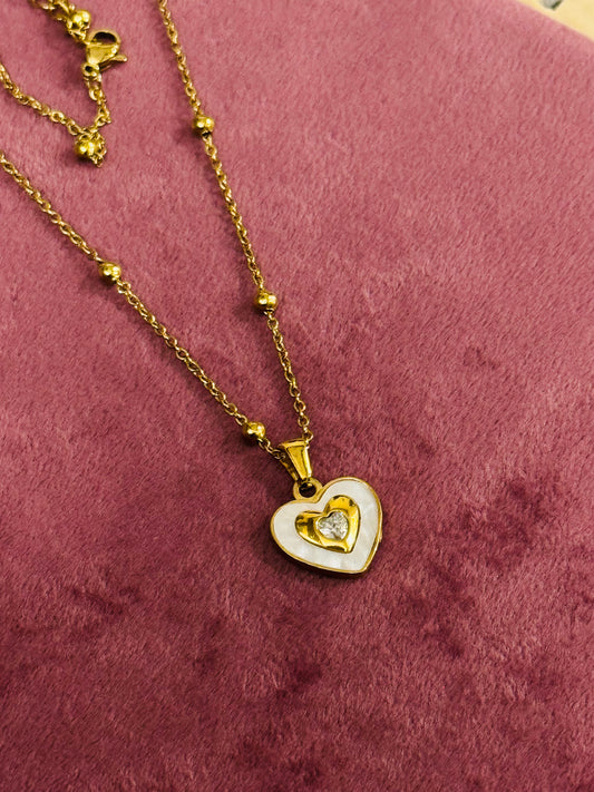Heart gold necklace