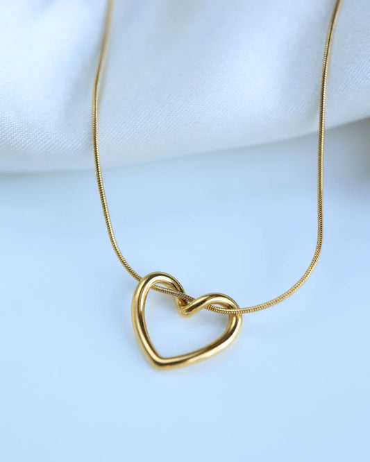 Amor(love) Gold Necklace