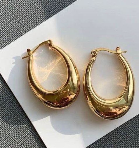 Gold hoop Earrings